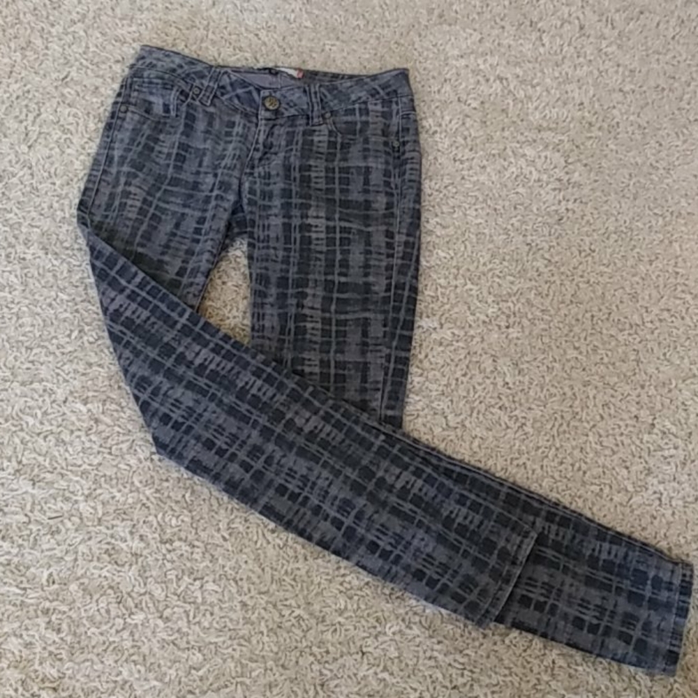 Cabi Jeans.
